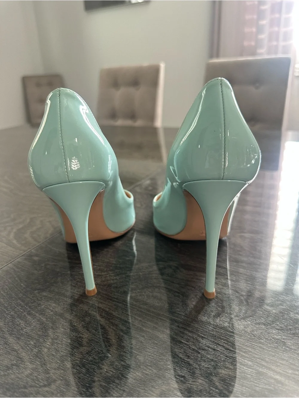 Gianvito Rossi Mint Patent Pointed-Toe Pumps - Picture 3 of 4